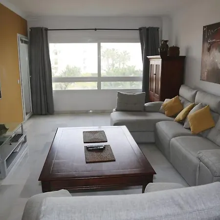 Apartment Stylish, Spacious With Sea View Marbella