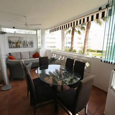 Stylish, Spacious With Sea View Apartment