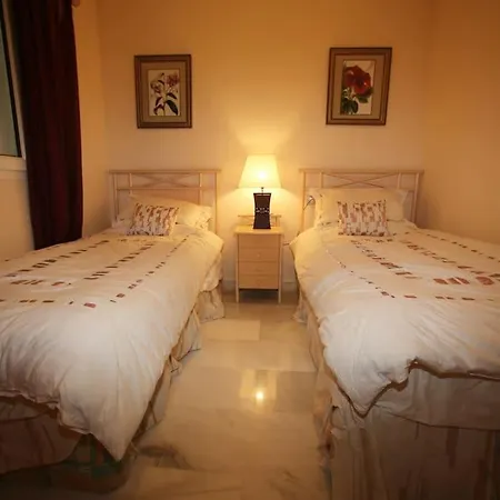Stylish, Spacious With Sea View Apartment