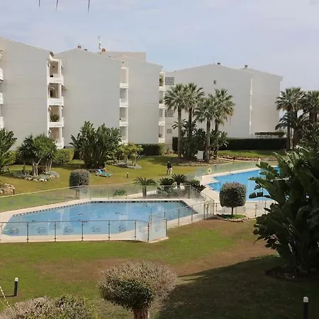 Apartment Stylish, Spacious With Sea View